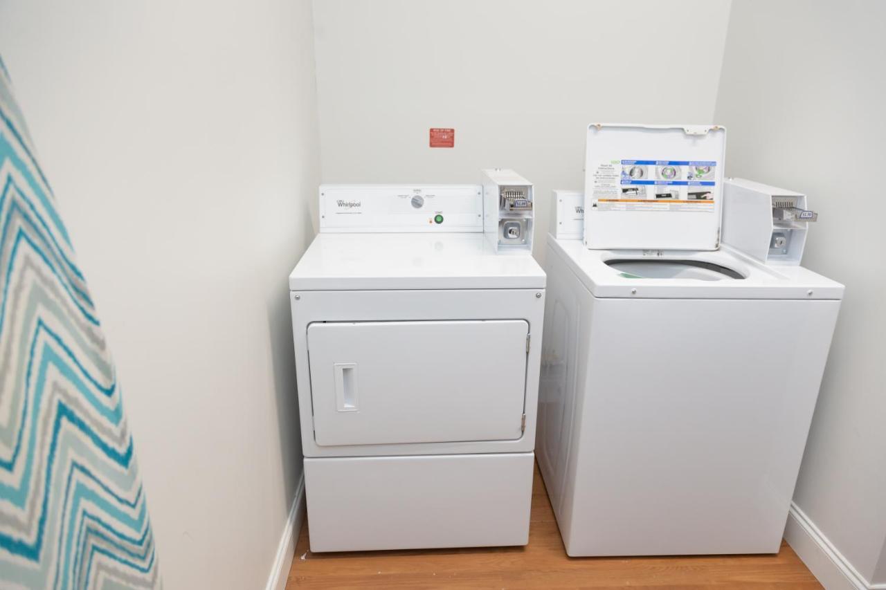 The Acorn Suites メバネ エクステリア 写真